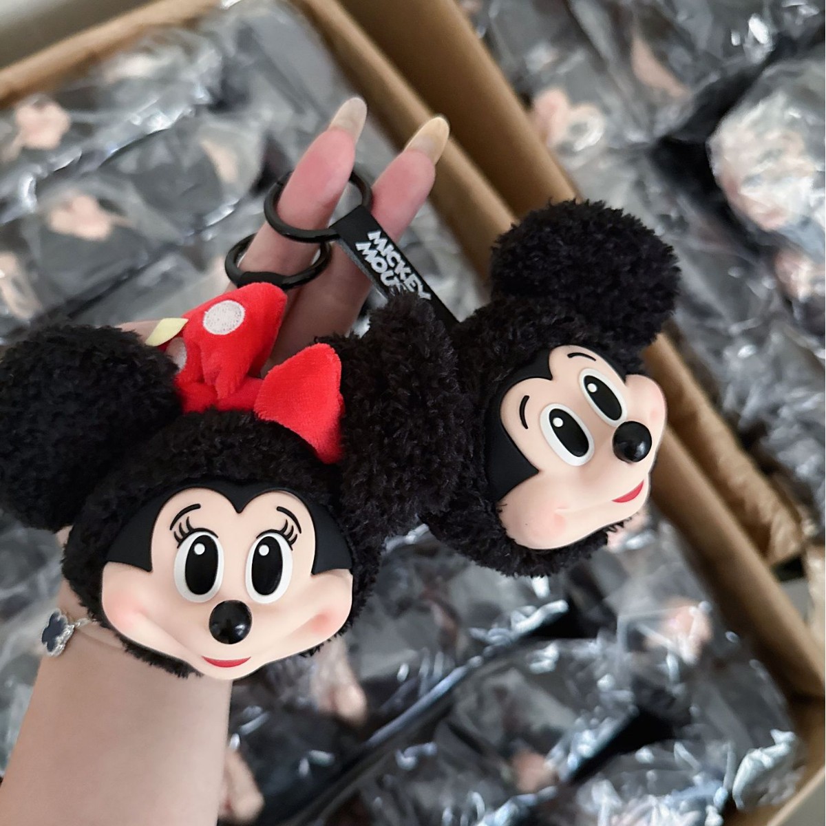 Portachiavi con bambola di pel - Original Anime Merchandise recensione e prezzo