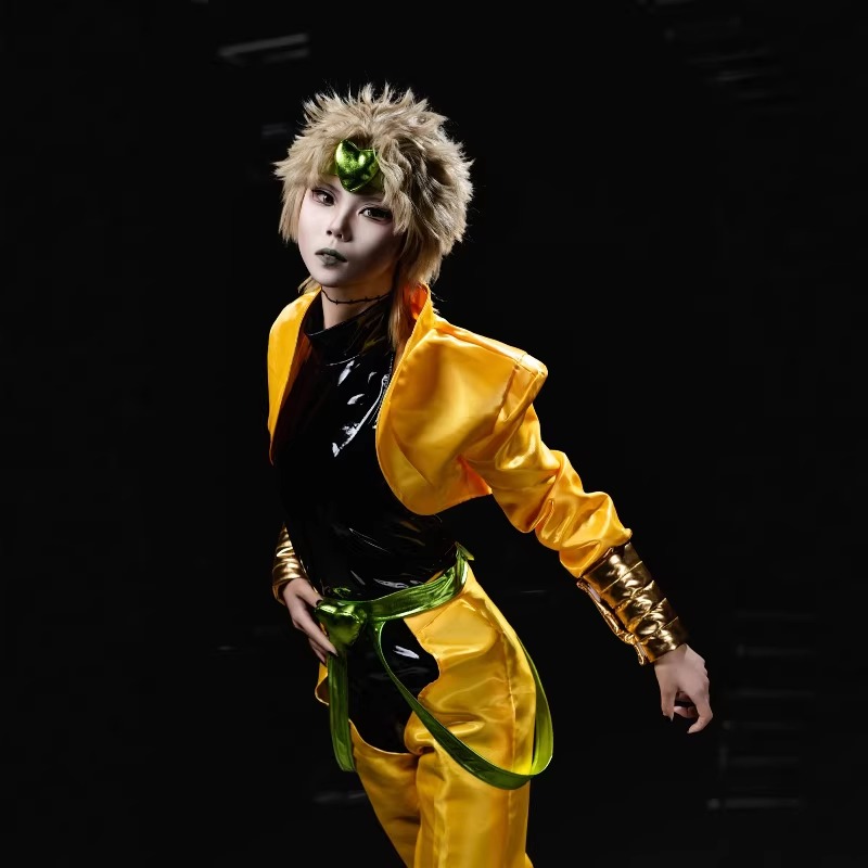 Costume Cosplay Dio Brando di  - Cosplay Wig Colored recensione e prezzo